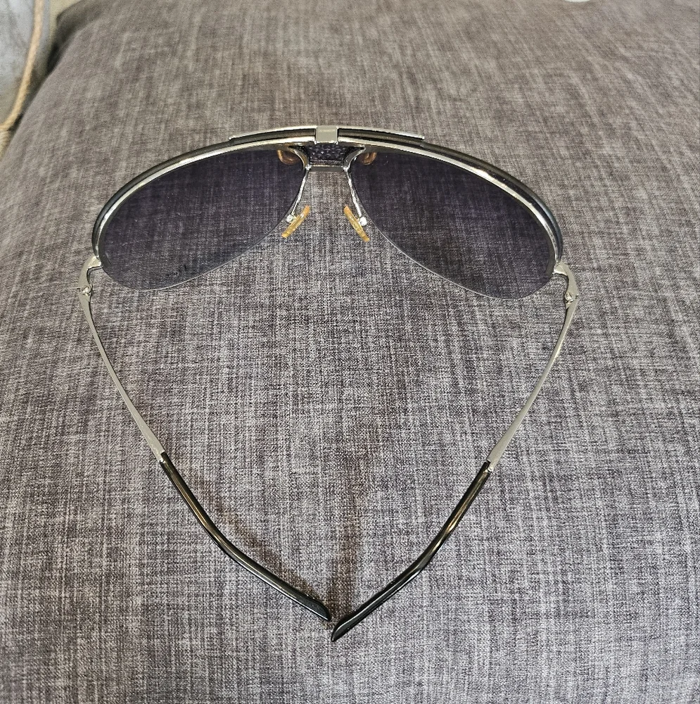 CHRISTIAN DIOR Silver and Black Aviator Sunglasses